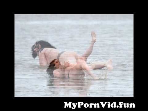 Leaked lisa appleton caught topless on a beach