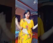 hot Indian nepali TikTok aunty bhabhi videos