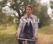 A glimpse of a courtyard from a gate left ajar awakens an air of serene relaxation and Made in Italy style. The new Canali Spring Summer campaign stirs the invitation to spend a leisurely holiday among dear friends.