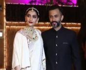 Diwali filled with laddoos and love! Anil Kapoor, Sonam K Ahuja and Anand Ahuja&#39;s ‘sweet’ gesture for paparazzi at the Kapoor&#39;s Diwali bash. Anil Kapoor hosted a Diwali bash which was attended by the who&#39;s who of Bollywood. B-town&#39;s beloved couple and Anil’s daughter and son-in-law, Sonam Kapoor Ahuja and Anand Ahuja were also in attendance. While Sonam Kapoor and hubby Anand Ahuja welcomed the guests with utmost warmth and zeal, they extended the festive spirit to the paparazzi as well, o