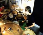 PLEASE CHECK OUT MY OTHER VIDEOS ON YOUTUBE!! :)nnhttp://www.youtube.com/nscridernnnnI am a 17 year old boy and play now for 7 years drumsnnI play open hand, because i am a lefthandernnI film my videos with the sony DCR-HC62E camcorder with a fisheyelens and an iPhone 4.nnDrumset:nnDW collector seriennSnare Drum:nnPremier ArtistnnCymbals:nn21