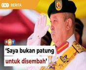 Yang di-Pertuan Agong Sultan Ibrahim bertitah baginda memikul amanah Raja-Raja Melayu untuk menjaga kepentingan rakyat dan negara.&#60;br/&#62;&#60;br/&#62;Laporan Lanjut: https://www.freemalaysiatoday.com/category/bahasa/tempatan/2024/03/19/saya-bukan-patung-untuk-disembah-titah-agong/&#60;br/&#62;&#60;br/&#62;Read More: &#60;br/&#62;https://www.freemalaysiatoday.com/category/nation/2024/03/19/im-not-an-idol-to-be-worshipped-says-king/&#60;br/&#62;&#60;br/&#62;Free Malaysia Today is an independent, bi-lingual news portal with a focus on Malaysian current affairs.&#60;br/&#62;&#60;br/&#62;Subscribe to our channel - http://bit.ly/2Qo08ry&#60;br/&#62;------------------------------------------------------------------------------------------------------------------------------------------------------&#60;br/&#62;Check us out at https://www.freemalaysiatoday.com&#60;br/&#62;Follow FMT on Facebook: https://bit.ly/49JJoo5&#60;br/&#62;Follow FMT on Dailymotion: https://bit.ly/2WGITHM&#60;br/&#62;Follow FMT on X: https://bit.ly/48zARSW &#60;br/&#62;Follow FMT on Instagram: https://bit.ly/48Cq76h&#60;br/&#62;Follow FMT on TikTok : https://bit.ly/3uKuQFp&#60;br/&#62;Follow FMT Berita on TikTok: https://bit.ly/48vpnQG &#60;br/&#62;Follow FMT Telegram - https://bit.ly/42VyzMX&#60;br/&#62;Follow FMT LinkedIn - https://bit.ly/42YytEb&#60;br/&#62;Follow FMT Lifestyle on Instagram: https://bit.ly/42WrsUj&#60;br/&#62;Follow FMT on WhatsApp: https://bit.ly/49GMbxW &#60;br/&#62;------------------------------------------------------------------------------------------------------------------------------------------------------&#60;br/&#62;Download FMT News App:&#60;br/&#62;Google Play – http://bit.ly/2YSuV46&#60;br/&#62;App Store – https://apple.co/2HNH7gZ&#60;br/&#62;Huawei AppGallery - https://bit.ly/2D2OpNP&#60;br/&#62;&#60;br/&#62;#BeritaFMT #YDPA #SultanIbrahim