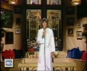 Helen Reddy sings &#92;