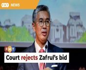 High Court refuses to grant leave on grounds that there is no legal provision for someone not a party to a judicial review proceeding to file an affidavit.&#60;br/&#62;&#60;br/&#62;&#60;br/&#62;Read More: https://www.freemalaysiatoday.com/category/nation/2024/05/02/tengku-zafrul-fails-to-file-affidavit-on-supplementary-order/&#60;br/&#62;&#60;br/&#62;Laporan Lanjut: https://www.freemalaysiatoday.com/category/bahasa/tempatan/2024/05/02/tengku-zafrul-gagal-fail-afidavit-atas-perintah-tambahan/&#60;br/&#62;&#60;br/&#62;Free Malaysia Today is an independent, bi-lingual news portal with a focus on Malaysian current affairs.&#60;br/&#62;&#60;br/&#62;Subscribe to our channel - http://bit.ly/2Qo08ry&#60;br/&#62;------------------------------------------------------------------------------------------------------------------------------------------------------&#60;br/&#62;Check us out at https://www.freemalaysiatoday.com&#60;br/&#62;Follow FMT on Facebook: https://bit.ly/49JJoo5&#60;br/&#62;Follow FMT on Dailymotion: https://bit.ly/2WGITHM&#60;br/&#62;Follow FMT on X: https://bit.ly/48zARSW &#60;br/&#62;Follow FMT on Instagram: https://bit.ly/48Cq76h&#60;br/&#62;Follow FMT on TikTok : https://bit.ly/3uKuQFp&#60;br/&#62;Follow FMT Berita on TikTok: https://bit.ly/48vpnQG &#60;br/&#62;Follow FMT Telegram - https://bit.ly/42VyzMX&#60;br/&#62;Follow FMT LinkedIn - https://bit.ly/42YytEb&#60;br/&#62;Follow FMT Lifestyle on Instagram: https://bit.ly/42WrsUj&#60;br/&#62;Follow FMT on WhatsApp: https://bit.ly/49GMbxW &#60;br/&#62;------------------------------------------------------------------------------------------------------------------------------------------------------&#60;br/&#62;Download FMT News App:&#60;br/&#62;Google Play – http://bit.ly/2YSuV46&#60;br/&#62;App Store – https://apple.co/2HNH7gZ&#60;br/&#62;Huawei AppGallery - https://bit.ly/2D2OpNP&#60;br/&#62;&#60;br/&#62;#FMTNews #TengkuZafrulAziz #Affidavit #NajibRazak #SupplementaryOrder