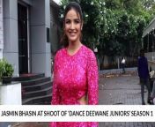 #JasminBhasin #DanceDeewaneJuniors #JasminBhasinNewSong &#60;br/&#62;#CelebrityNews #TVActressNews #JasminBhasinLifestyle #BollywoodMunch&#60;br/&#62;&#60;br/&#62;Subscribe The Channel For More Updates - https://goo.gl/JRrYio&#60;br/&#62;&#60;br/&#62;Check out some of the Great Bollywood Updates From Bollywood Munch&#60;br/&#62;&#60;br/&#62;Like * Comment * Share - Don&#39;t forget to LIKE the video and write your COMMENT&#39;s&#60;br/&#62;&#60;br/&#62;Follow Us On &#60;br/&#62;&#60;br/&#62;Facebook Page : - https://goo.gl/r3dG6G&#60;br/&#62;Google+ :- https://goo.gl/mHPGPy&#60;br/&#62;Twitter:-https://goo.gl/Fs5xND&#60;br/&#62;Dailymotion :- https://goo.gl/yH3jT2&#60;br/&#62;&#60;br/&#62;About Us :- &#60;br/&#62;&#60;br/&#62;Bollywood Munch is the official Channel For Bollywood News, Gossips, Movie Reviews, Awards, Celebrities, Films, Events Updates and More. Bollywood Munch is Best Described as a Entertainment. Please Like and Share the page for all Latest Bollywood Updates. Thanks for you support and love.