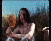 Official music video for Noah Cyrus’s new song “July” &#60;br/&#62;&#60;br/&#62;Subscribe to Noah&#39;s channel here: http://smarturl.it/NoahCyrusYouTube