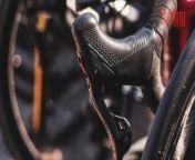 Campagnolo released the update to its Super Record groupset and the new components do seem to share quite a lot in common with Sram&#39;s RED AXS eTap groupset. &#60;br/&#62;So the question stands, how do they really compare and which is best? &#60;br/&#62;&#60;br/&#62;Sam Gupta has been hands-on with both groupsets and has judged them both across ten categories. &#60;br/&#62;These include: weight, practicality, braking performance, shifting quality, aesthetics, ergonomics, features, gearing options, power meter and price. &#60;br/&#62;&#60;br/&#62;What do you make of the results, and which would you buy?