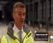 The transport secretary, Mark Harper, has reiterated that Lee Anderson’s comment on Sadiq Khan was “wrong, and wasn’t true.” Mr Harper declined to say whether Mr Anderson’s remarks were racist despite being pressed repeatedly. Mr Anderson lost the Conservative whip over the weekend after failing to apologise for claiming “Islamists” had “got control” of Sadiq Khan and London. Report by Covellm. Like us on Facebook at http://www.facebook.com/itn and follow us on Twitter at http://twitter.com/itn