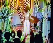 Rufus Chaka Khan 1975 Once You Get Started (Soul Train) from train me ki ajnabi didi ki chudai