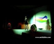 Melis Bilen is singing Deli Gonlum in a Gala premiere of a congress in Antalya.