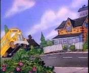 The MAGIC School Bus - S04 E08 - Gains Weight (480p - DVDRip) from toching bus