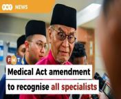 The health minister says the changes will be aimed at streamlining specialist recognition for all medical fields, not just the parallel pathway programme.&#60;br/&#62;&#60;br/&#62;Read More: https://www.freemalaysiatoday.com/category/nation/2024/04/10/changes-to-medical-act-to-include-recognition-of-all-specialists-says-dzul/&#60;br/&#62;&#60;br/&#62;Laporan Lanjut: https://www.freemalaysiatoday.com/category/bahasa/tempatan/2024/04/10/pindaan-akta-perubatan-rangkum-pengiktirafan-semua-pakar-kata-dzul/&#60;br/&#62;&#60;br/&#62;Free Malaysia Today is an independent, bi-lingual news portal with a focus on Malaysian current affairs.&#60;br/&#62;&#60;br/&#62;Subscribe to our channel - http://bit.ly/2Qo08ry&#60;br/&#62;------------------------------------------------------------------------------------------------------------------------------------------------------&#60;br/&#62;Check us out at https://www.freemalaysiatoday.com&#60;br/&#62;Follow FMT on Facebook: https://bit.ly/49JJoo5&#60;br/&#62;Follow FMT on Dailymotion: https://bit.ly/2WGITHM&#60;br/&#62;Follow FMT on X: https://bit.ly/48zARSW &#60;br/&#62;Follow FMT on Instagram: https://bit.ly/48Cq76h&#60;br/&#62;Follow FMT on TikTok : https://bit.ly/3uKuQFp&#60;br/&#62;Follow FMT Berita on TikTok: https://bit.ly/48vpnQG &#60;br/&#62;Follow FMT Telegram - https://bit.ly/42VyzMX&#60;br/&#62;Follow FMT LinkedIn - https://bit.ly/42YytEb&#60;br/&#62;Follow FMT Lifestyle on Instagram: https://bit.ly/42WrsUj&#60;br/&#62;Follow FMT on WhatsApp: https://bit.ly/49GMbxW &#60;br/&#62;------------------------------------------------------------------------------------------------------------------------------------------------------&#60;br/&#62;Download FMT News App:&#60;br/&#62;Google Play – http://bit.ly/2YSuV46&#60;br/&#62;App Store – https://apple.co/2HNH7gZ&#60;br/&#62;Huawei AppGallery - https://bit.ly/2D2OpNP&#60;br/&#62;&#60;br/&#62;#FMTNews #DzulkeflyAhmad #HealthMinistry #MedicalAct #Recognition #MMC