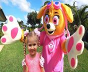 Diana and Roma play Outdoor with their favorite big toys! Two funny stories for children