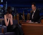 Anne Hathaway rescued by Jimmy Fallon in awkward The Tonight Show momentSource: The Tonight Show Starring Jimmy Fallon NBC