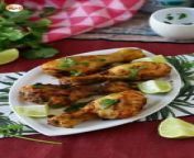 Recipe Side dish&#60;br/&#62;&#60;br/&#62;Today we&#39;re traveling to Mexico with these delicious Mexican-style chicken drumsticks, for a meal that&#39;s super easy to prepare! :-) Crispy on the outside and soft on the inside, with a marinade to die for, the whole family will love it, we guarantee it! Whether for a family dinner or for a TV set, these little chicken drumsticks are sure to seduce you ;-)&#60;br/&#62;&#60;br/&#62;Ingredients: &#60;br/&#62; - 4 chicken drumsticks (or nibbles) &#60;br/&#62; - 1 Tbsp olive oil &#60;br/&#62; - 1 lime (juice) &#60;br/&#62; - 1 tsp Cayenne pepper &#60;br/&#62; - 1 tsp smoked paprika &#60;br/&#62; - 1 tsp grounded cumin &#60;br/&#62; - 1 tsp oregano &#60;br/&#62; - 1 Tbsp onion flakes &#60;br/&#62; - 1 Tbsp garlic powder &#60;br/&#62; - 1/2 tsp salt &#60;br/&#62; - 1/2 tsp pepper &#60;br/&#62; &#60;br/&#62;&#60;br/&#62;See recipe on site: https://en.petitchef.com/recipes/side-dish/mexican-chicken-drumsticks-with-a-delicious-marinade-fid-1581429 &#60;br/&#62;&#60;br/&#62;