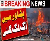 Fire incident in Peshawar - &#60;br/&#62;&#60;br/&#62;#fire #emergency #breakingnews #arynews &#60;br/&#62;